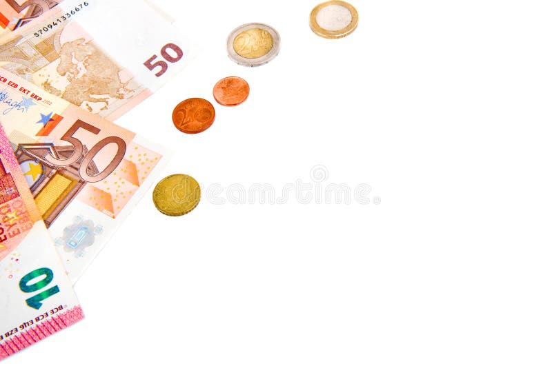 Verschillende die eurobankbiljetten en muntstukken op een witte achtergrond met exemplaarruimte worden geïsoleerd voor tekst stock foto's Verschillende die eurobankbiljetten en muntstukken op een witte achtergrond met exemplaarruimte worden geïsoleerd voor tekst stock foto's