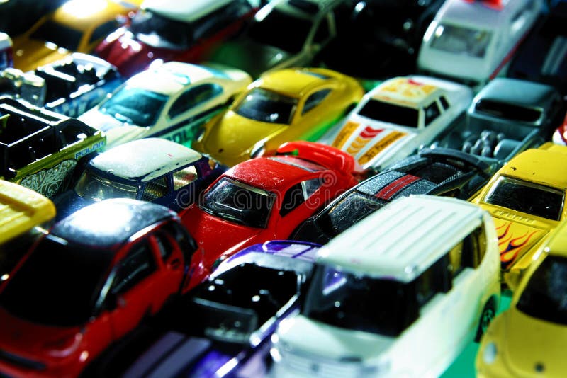 Verschillende types en kleuren van stuk speelgoed auto's royalty-vrije stock afbeelding Verschillende types en kleuren van stuk speelgoed auto's royalty-vrije stock afbeelding