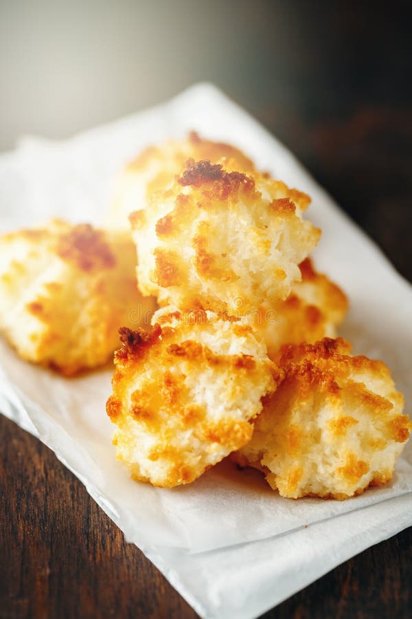 Verse Gebakken Kokosnoten Lichte Koekjes stock afbeelding Verse Gebakken Kokosnoten Lichte Koekjes stock afbeelding