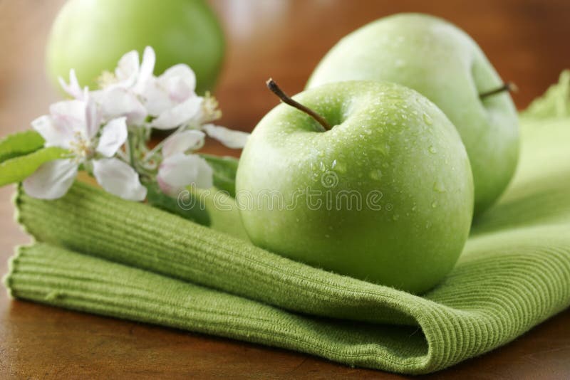 Verse groene appelen royalty-vrije stock fotografie Verse groene appelen royalty-vrije stock fotografie