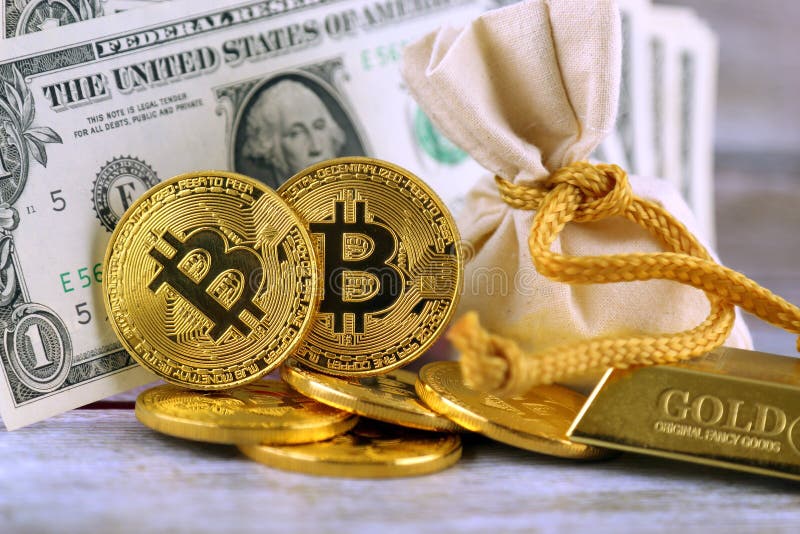 Versión física de Bitcoin, nuevo dinero virtual imagen de archivo libre de regalías Versión física de Bitcoin, nuevo dinero virtual imagen de archivo libre de regalías