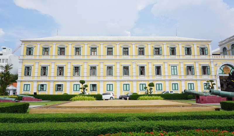 Verteidigungsministerium Gebäude in Bangkok lizenzfreie stockbilder Verteidigungsministerium Gebäude in Bangkok lizenzfreie stockbilder