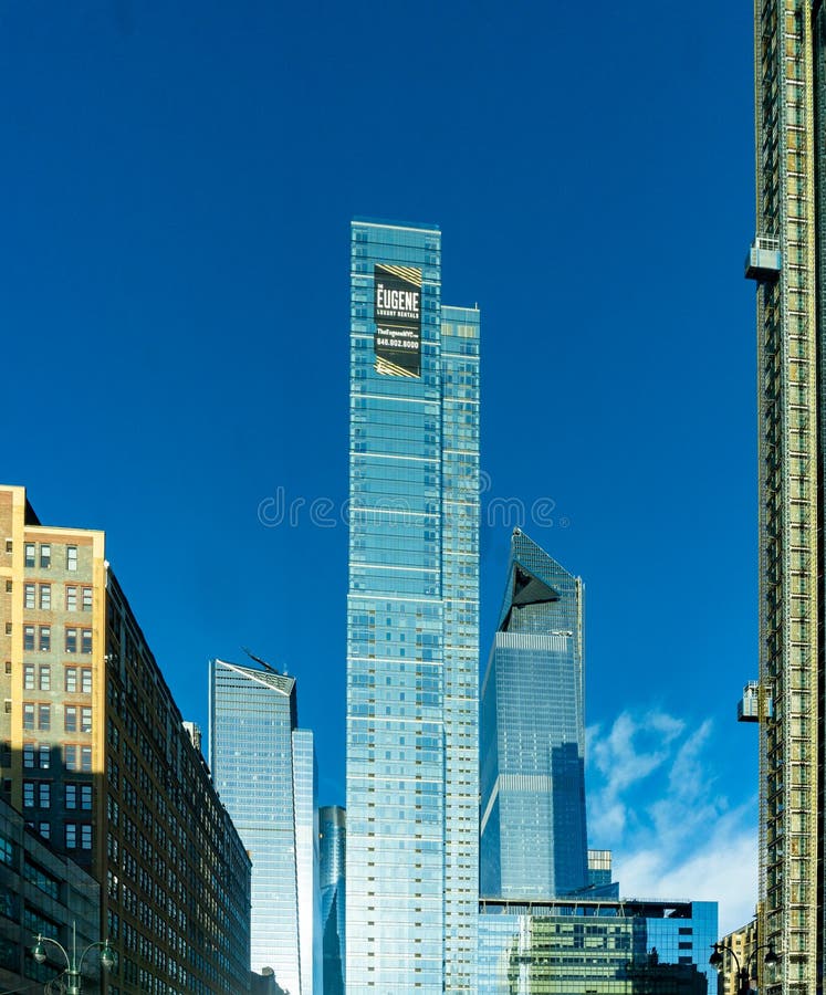 A vertical shot of the new HudsonYards Redevelopment Project on the westside of Manhattan royalty free stock photography A vertical shot of the new HudsonYards Redevelopment Project on the westside of Manhattan royalty free stock photography