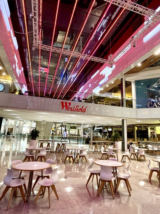 Westfield shopping centre white city hi-res stock photography and