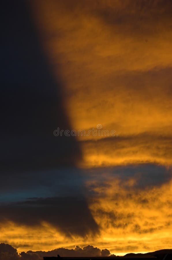 Download 27,065 Vertical Shadow Photos - Free & Royalty-Free Stock ...