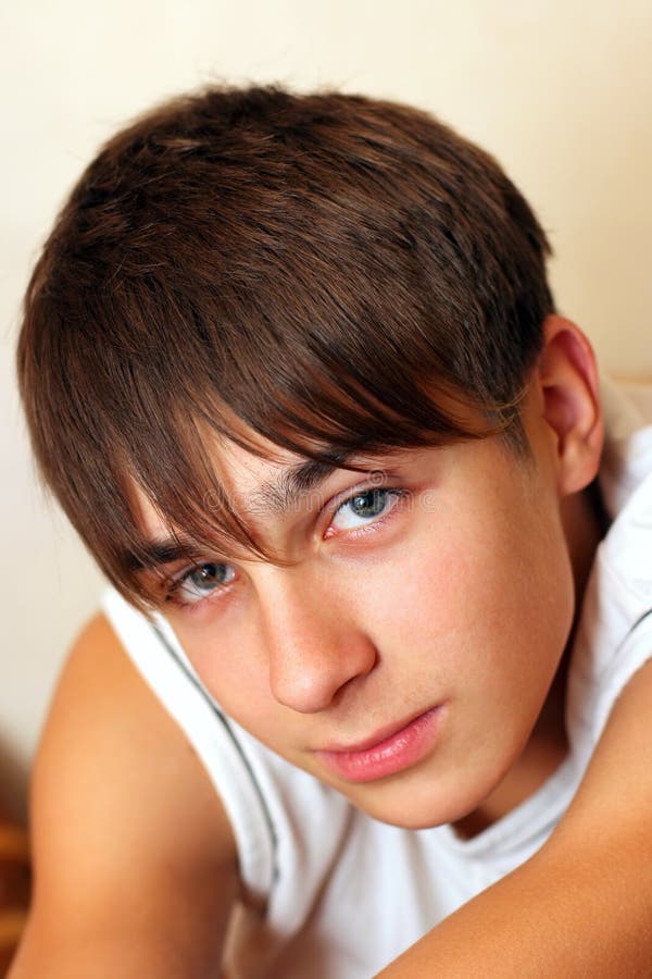 Verticale d'adolescent photo libre de droits