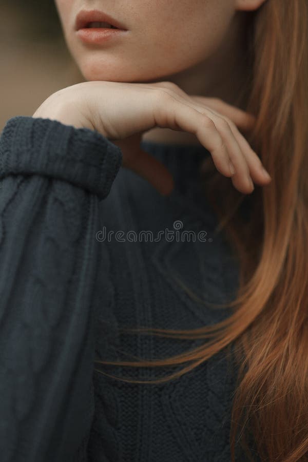 Verticale de fille photo stock