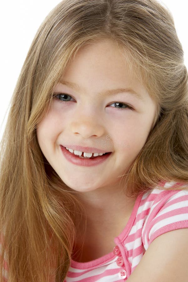 Belle fille de 7 ans image stock. Image du espace, caucasien