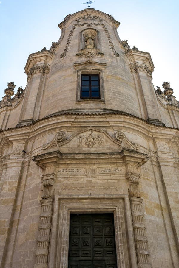 Verticale Mening van de Voorgevel van de Buitenkant van de Kerk van Pur royalty-vrije stock fotografie Verticale Mening van de Voorgevel van de Buitenkant van de Kerk van Pur royalty-vrije stock fotografie