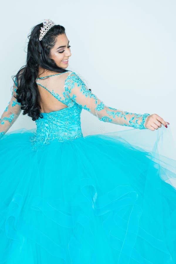 Vestido adolescente da dança imagens de stock