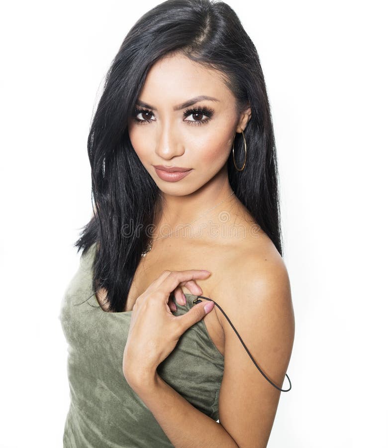 Vestido que lleva hermoso de la mujer elegante imagen de archivo libre de regalías