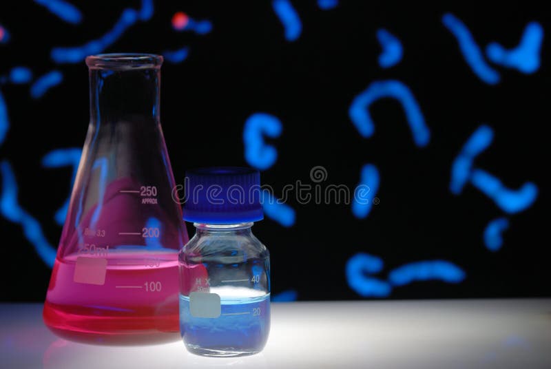 vetenskaplig experimentläkarundersökning arkivfoto vetenskaplig experimentläkarundersökning arkivfoto