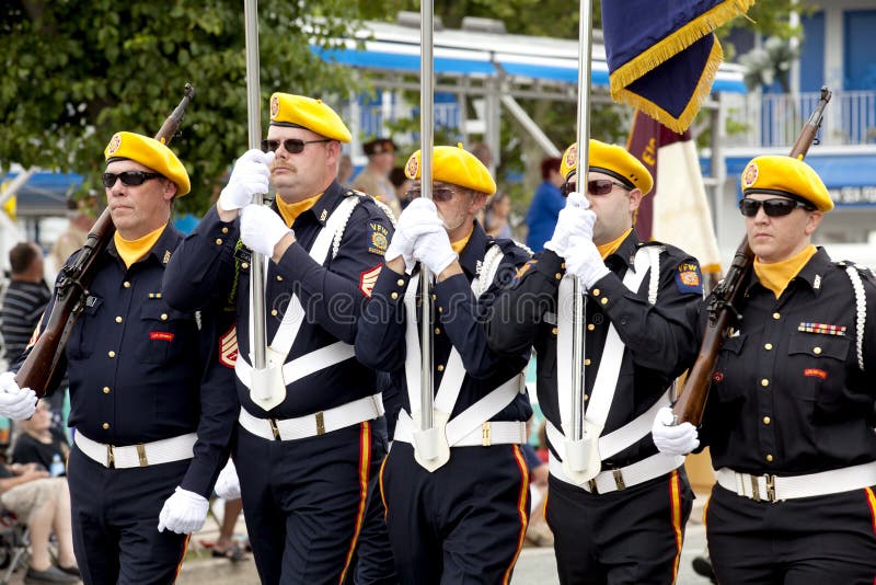 Veteran av utländska krig (VFW) ståtar royaltyfri fotografi Veteran av utländska krig (VFW) ståtar royaltyfri fotografi