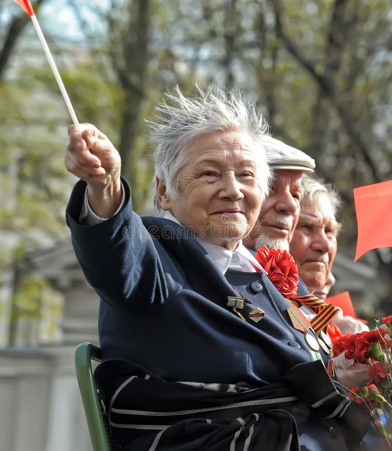 Veteran der alten Frau von WWII stockfotos Veteran der alten Frau von WWII stockfotos