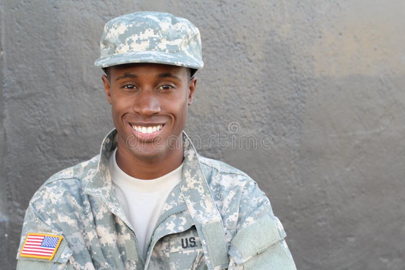 Veteranafrikansk amerikansoldat Smiling