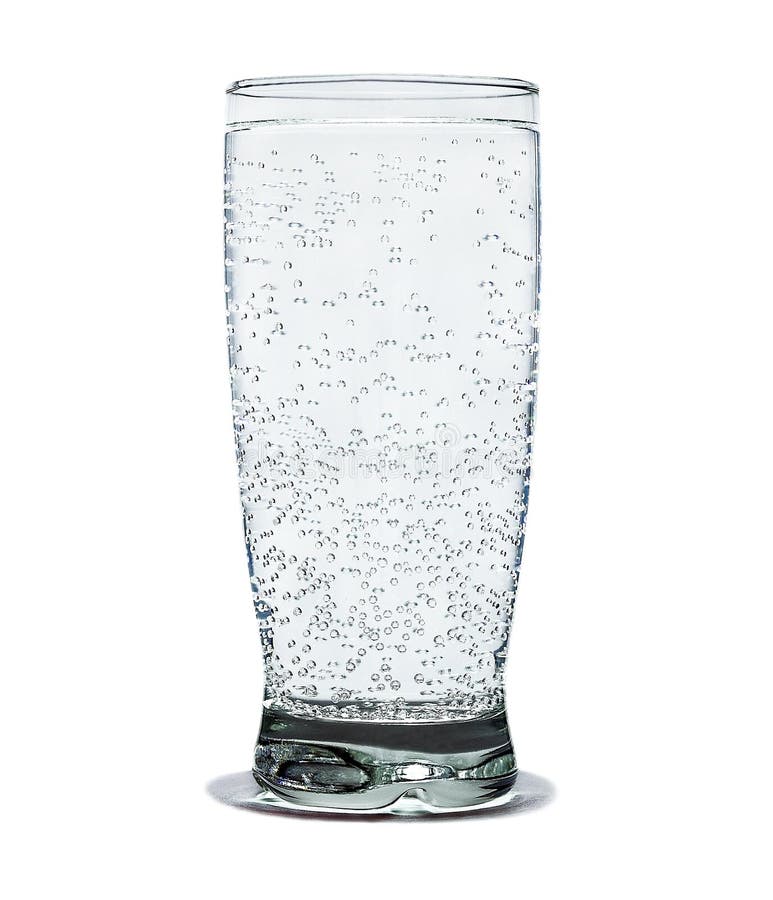 Vetro di acqua minerale isolato su fondo bianco fotografia stock Vetro di acqua minerale isolato su fondo bianco fotografia stock