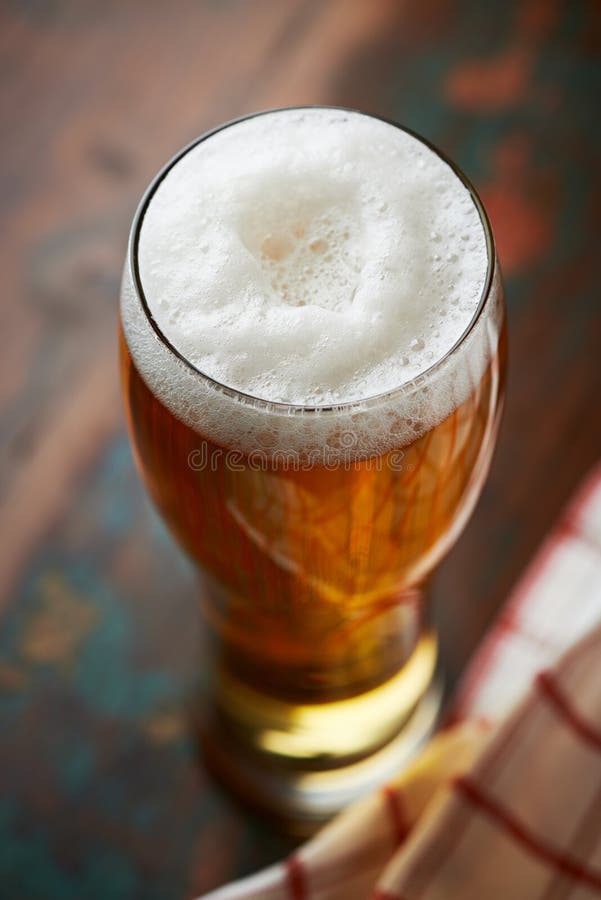 Vetro di birra fotografia stock libera da diritti Vetro di birra fotografia stock libera da diritti