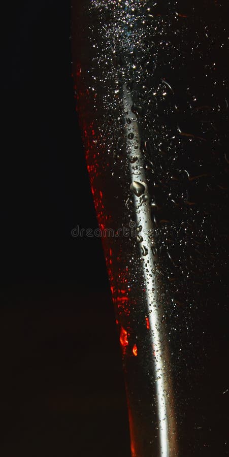 Vetro di birra scura (frammento) fotografie stock libere da diritti Vetro di birra scura (frammento) fotografie stock libere da diritti
