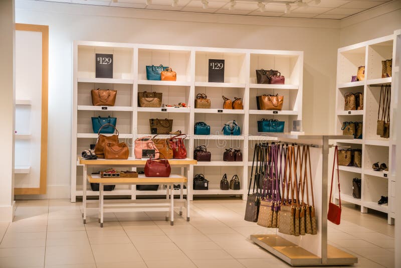 Vettura Handbags immagini stock Vettura Handbags immagini stock
