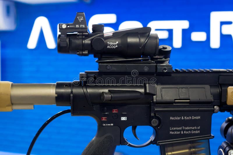 VFC Heckler & Koch HK417 Elite Airsoft AEG Rifle stock photography.