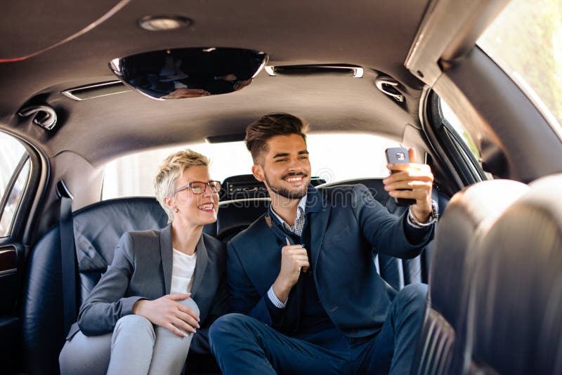 Viagem de negócios do selfie do Limo imagem de stock royalty free Viagem de negócios do selfie do Limo imagem de stock royalty free