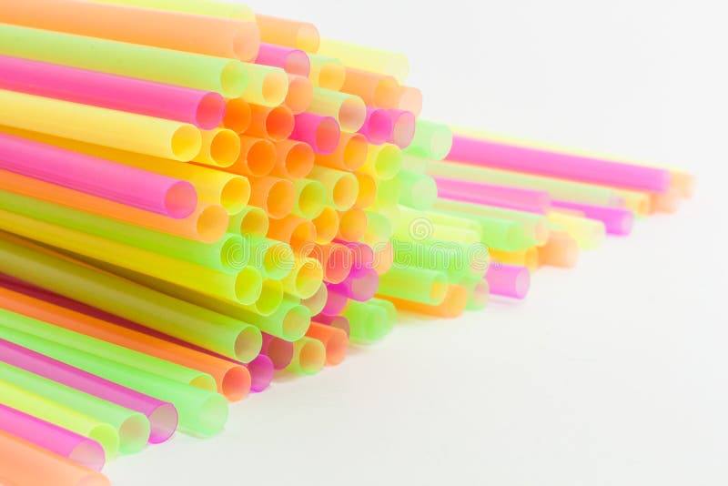 Vibrerande färger som dricker plast- typ för sugrör royaltyfri bild Vibrerande färger som dricker plast- typ för sugrör royaltyfri bild