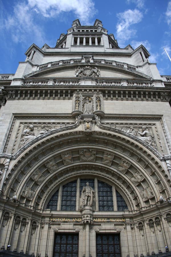 Grand Entrance to the Victoria and Albert Museum aka the V&A at South  Kensington, London Stock Photo - Alamy