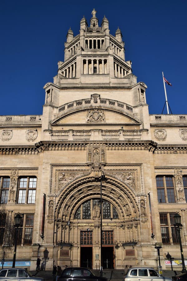 Image of Exterior View Of The Victoria And Albert Museum In  London-LE685207-Picxy