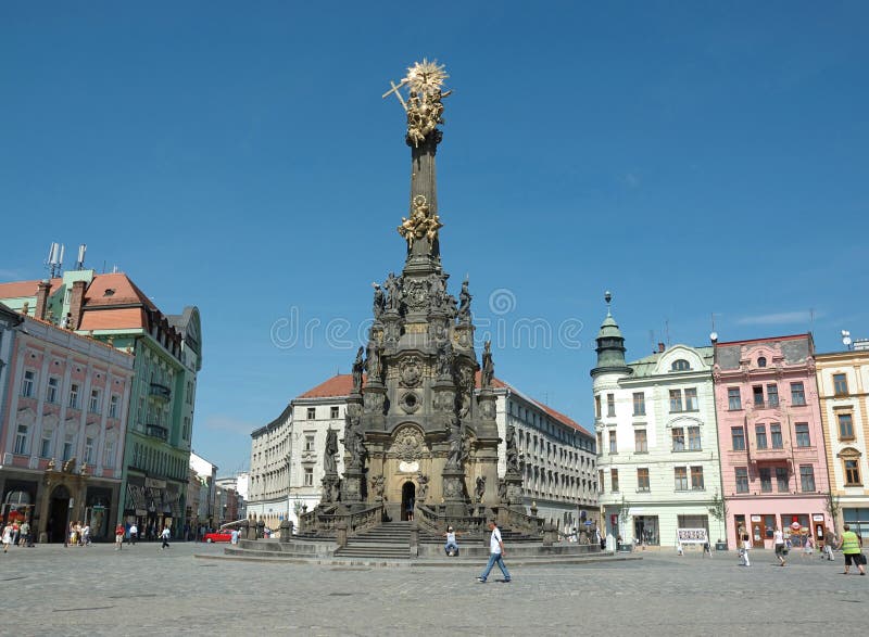 Vida de calle en Olomouc, República Checa foto de archivo Vida de calle en Olomouc, República Checa foto de archivo