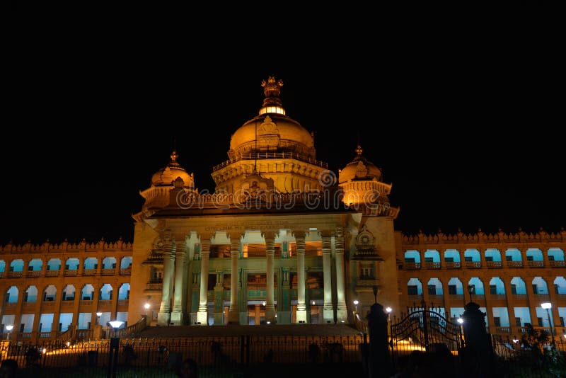 Vidhan Soudha, Bengaluru, Inde de Karnataka photographie stock Vidhan Soudha, Bengaluru, Inde de Karnataka photographie stock