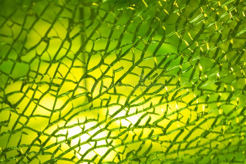 vidrio agrietado verde como fondo fotografía de archivo libre de regalías vidrio agrietado verde como fondo fotografía de archivo libre de regalías