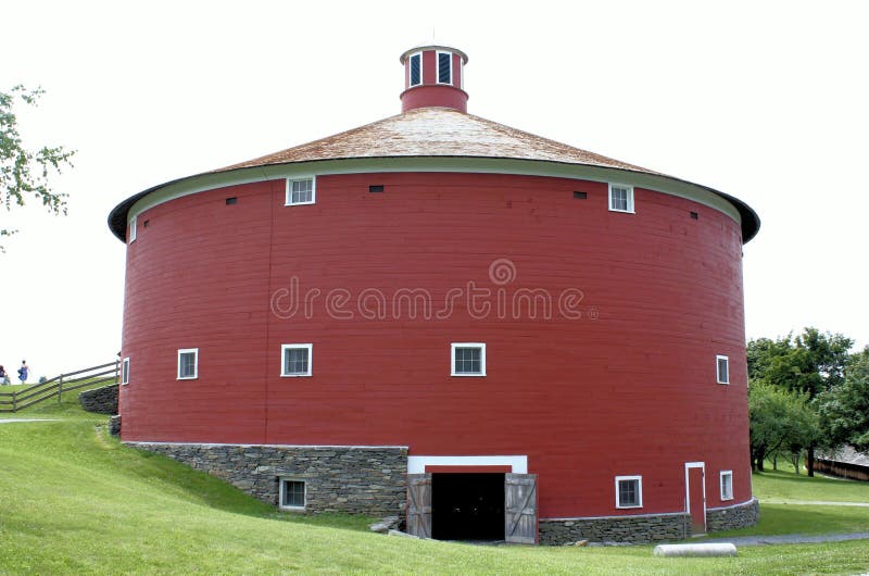 Vieille grange ronde rouge du Vermontn