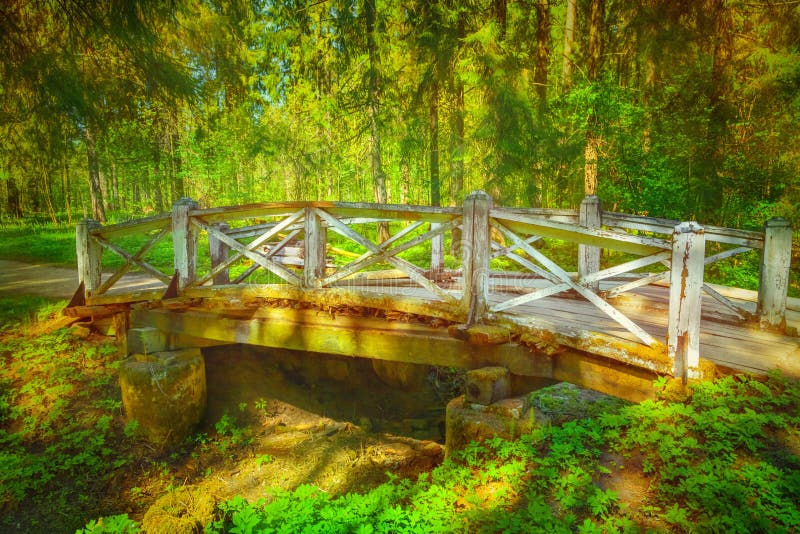 Vieille passerelle en bois photo stock Vieille passerelle en bois photo stock