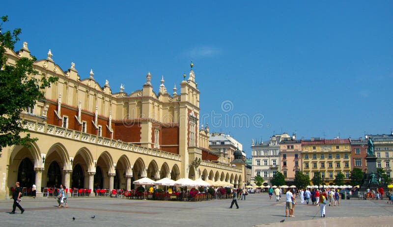 Vieille ville de Cracovie, place du marché de Runok photographie stock Vieille ville de Cracovie, place du marché de Runok photographie stock