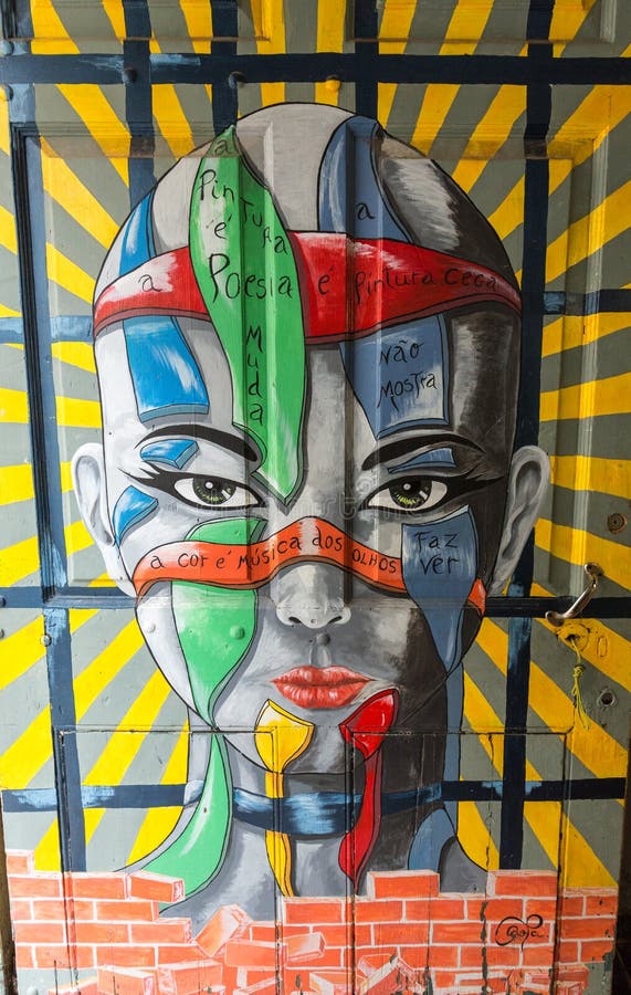Vieille ville Zona Velha, mur peint de Funchal par l'artiste local, île de la Madère, Portugal image libre de droits Vieille ville Zona Velha, mur peint de Funchal par l'artiste local, île de la Madère, Portugal image libre de droits