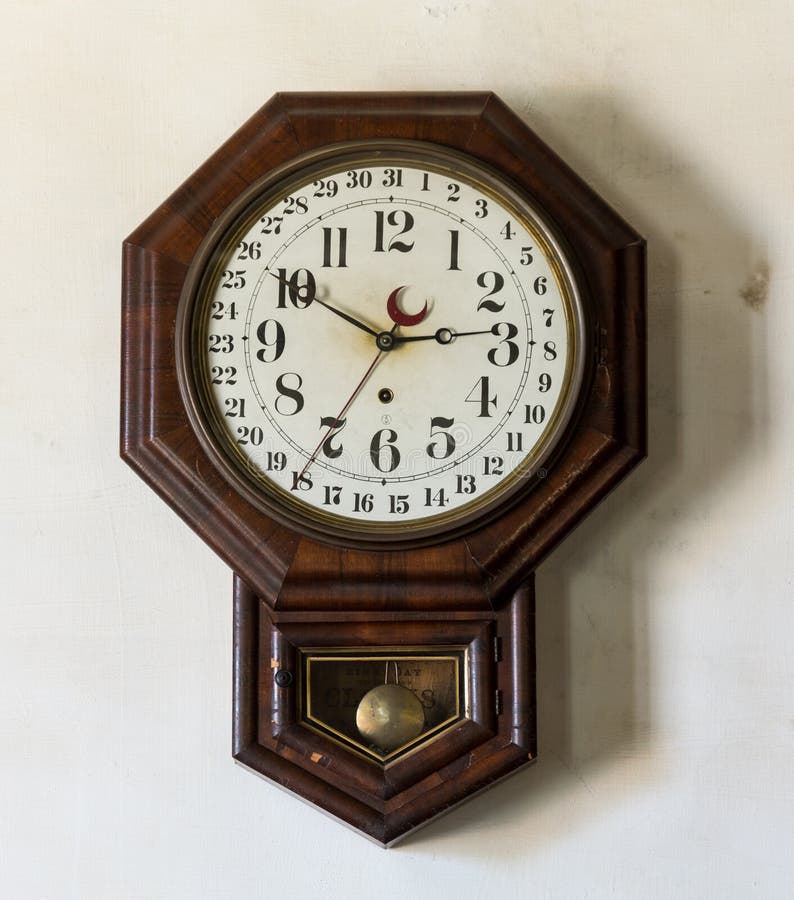 Vieilles épicerie générale et horloge chez Appomattox photographie stock libre de droits Vieilles épicerie générale et horloge chez Appomattox photographie stock libre de droits
