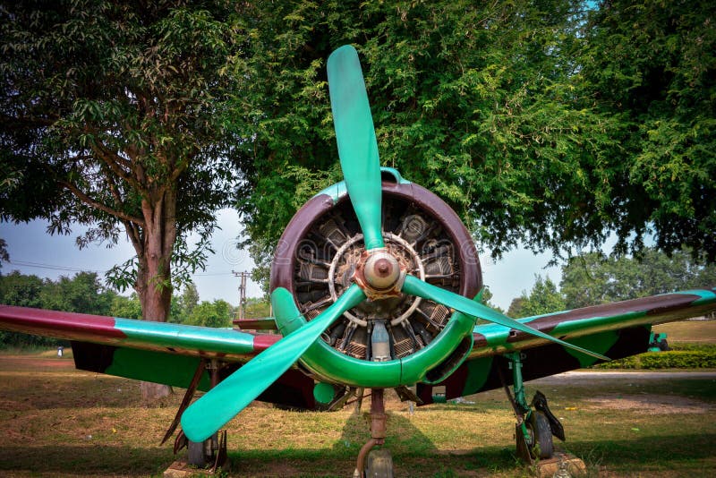 Viejo avión de combate fotografía de archivo libre de regalías