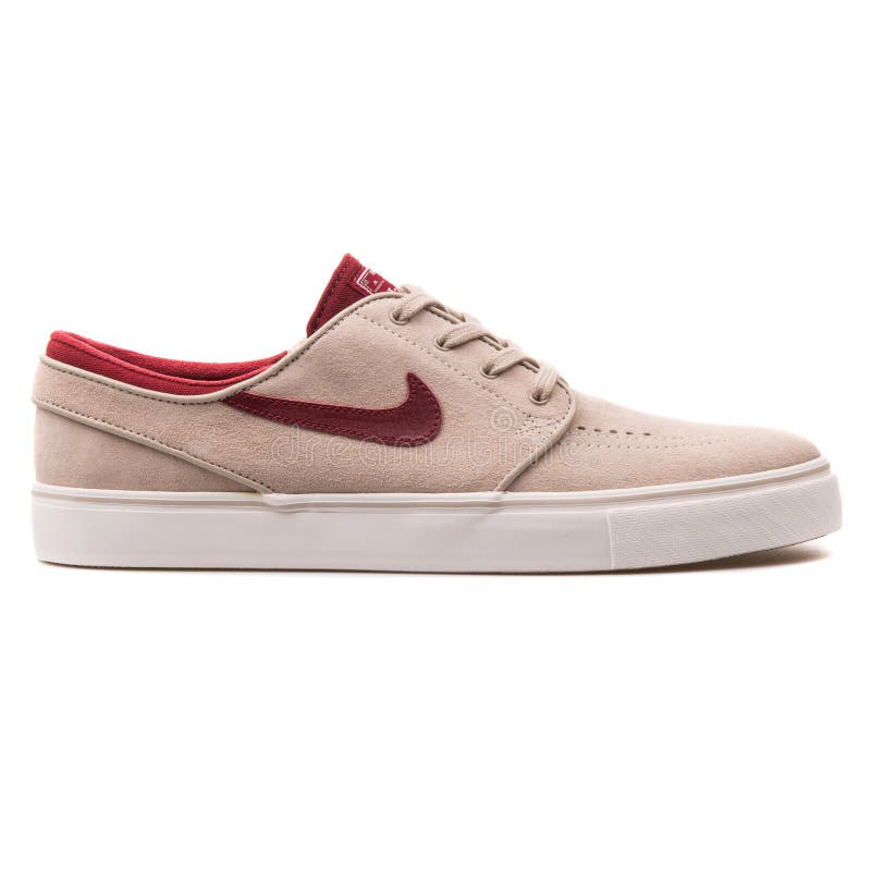 rek Muf les Nike Zoom Stefan Janoski SE Beige and Red Sneaker Editorial Image - Image  of equipment, nike: 151920170