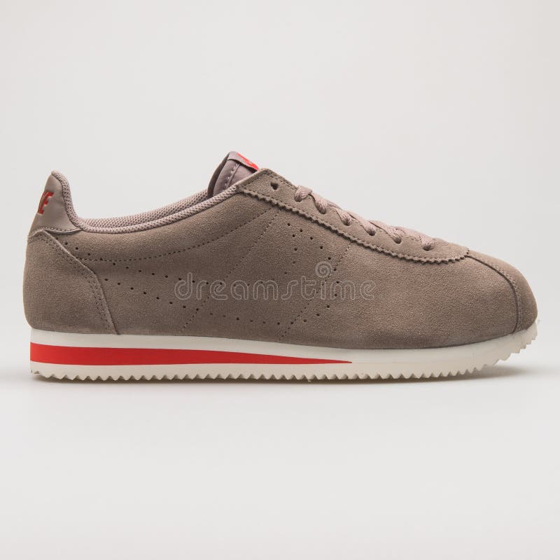 nike cortez suede beige