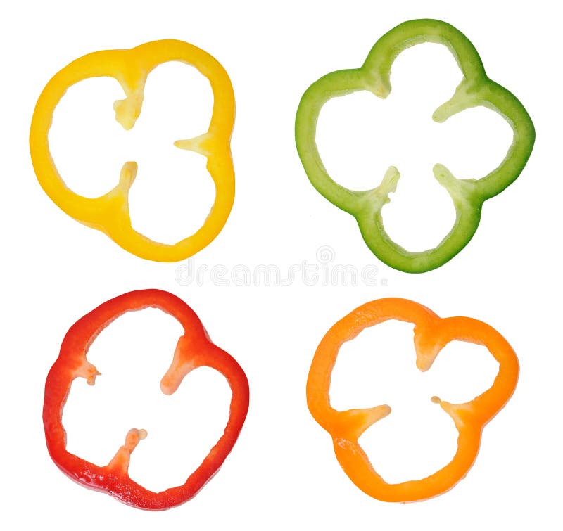 Vier kleurrijke plakken van groene paprika