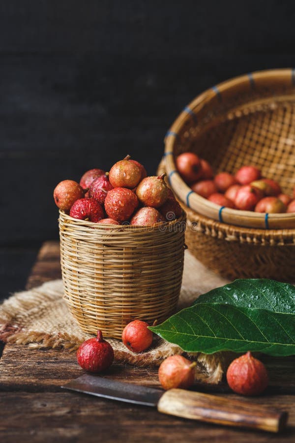 Vietnamese Figs stock image. Image of vietnam, figs, basket 86761995
