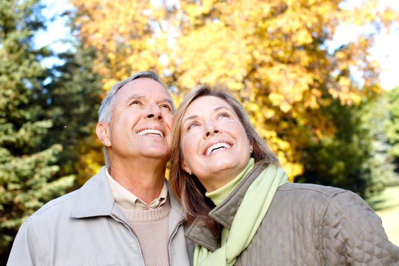 Vieux couples d'aînés image stock Vieux couples d'aînés image stock