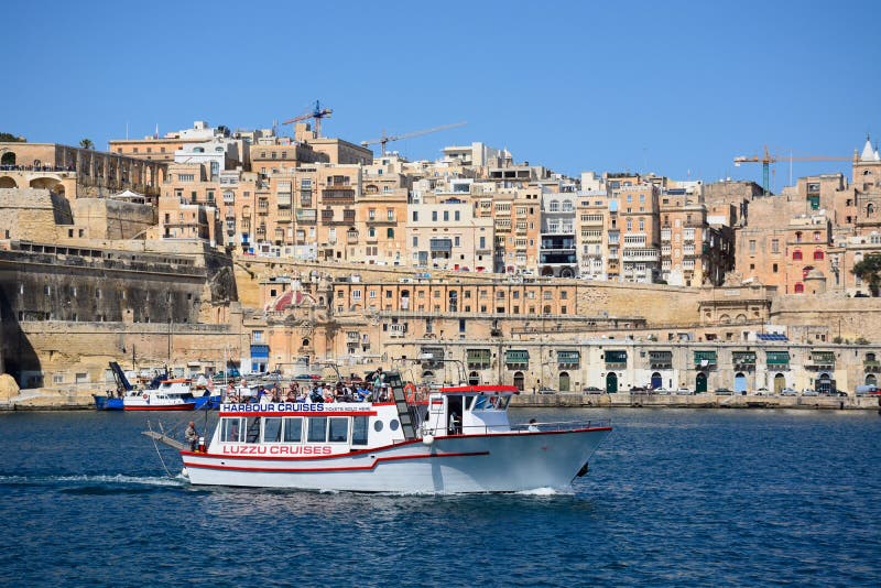 private boat tour valletta