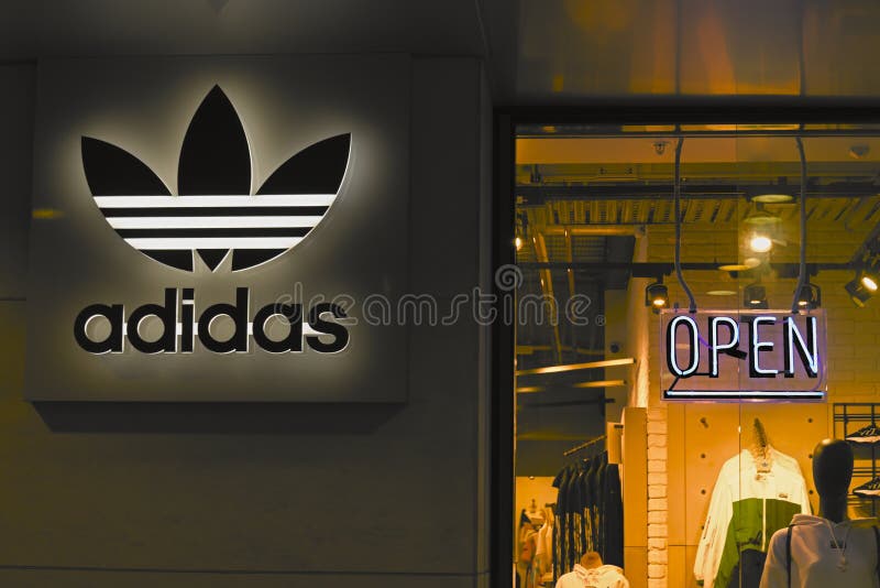 adidas store auckland