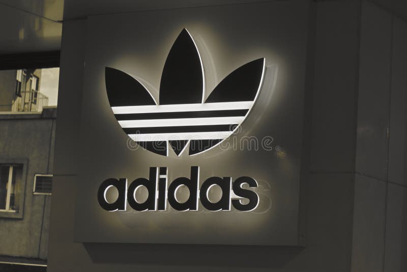 adidas store manukau