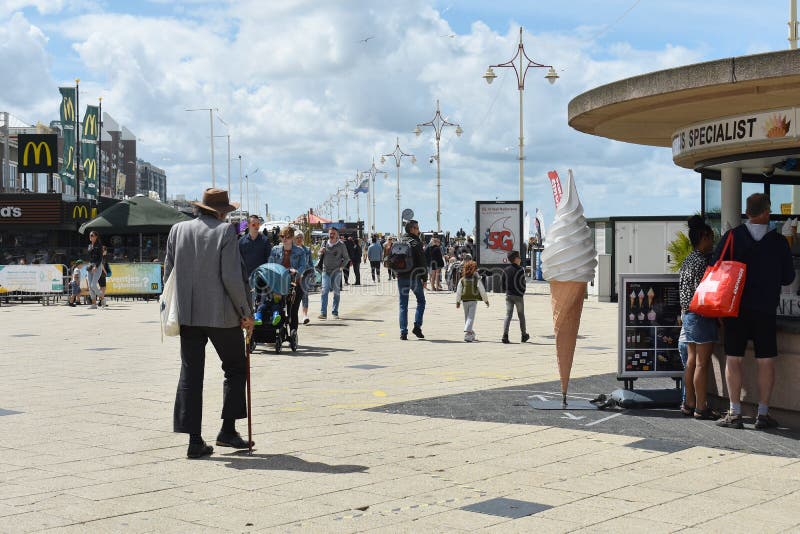 Uit eten scheveningen boulevard