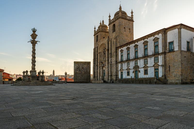 View on cathedral Se do Porto with Pillory of Porto from square at sunrise in the city center of Porto. Portugal stock images View on cathedral Se do Porto with Pillory of Porto from square at sunrise in the city center of Porto. Portugal stock images
