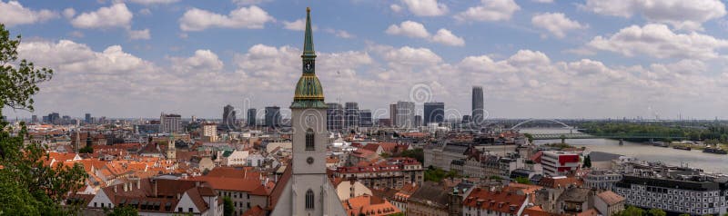 Pohľad na centrum Bratislavy, hlavného mesta Slovenska