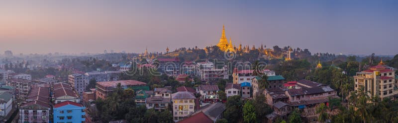 View at dawn of the Shwedagon Pagoda royalty free stock images View at dawn of the Shwedagon Pagoda royalty free stock images
