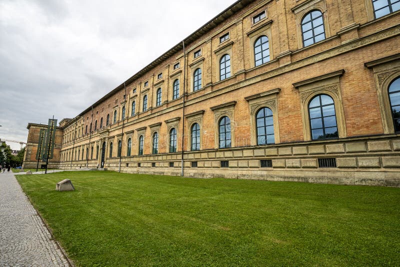 View of the Historic Palace and Museum Alte Pinakothek in Munich in ...